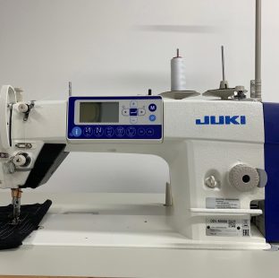 Macchina lineare rasafilo tipo DDL 8000A, marchio JUKI