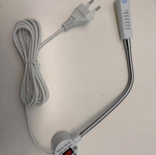 Lampada a led con magnete, comprensiva di cavo di alimentazione e switch on/off